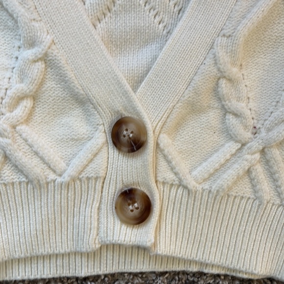 Like New Fashion Nova crop sweater - Picture 4 of 6